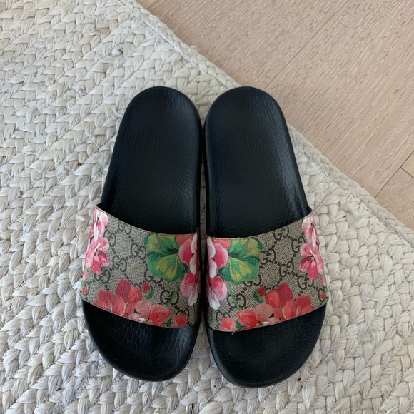 Gucci Shoes - Gucci slides